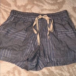 Cute Beachy Shorts, Blue and White Shorts!!